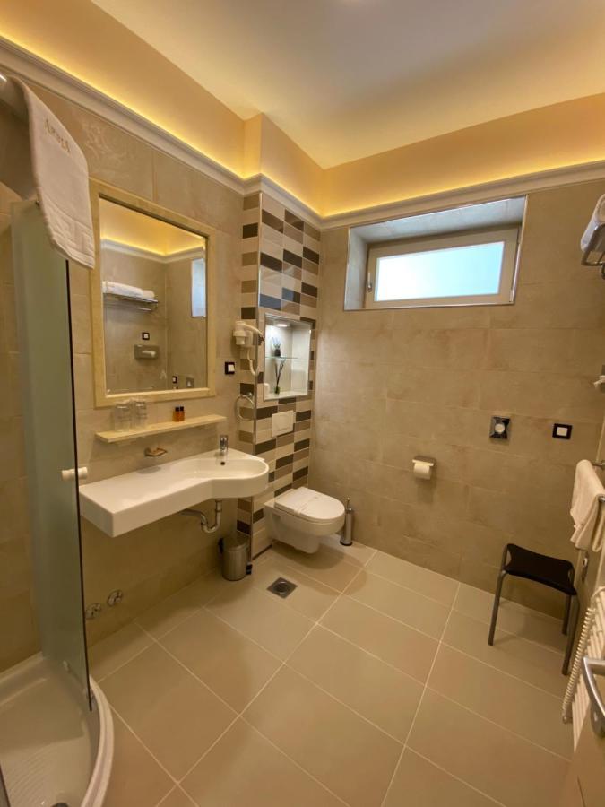 Villas Arbia - Magdalena By The Beach Banjol ภายนอก รูปภาพ