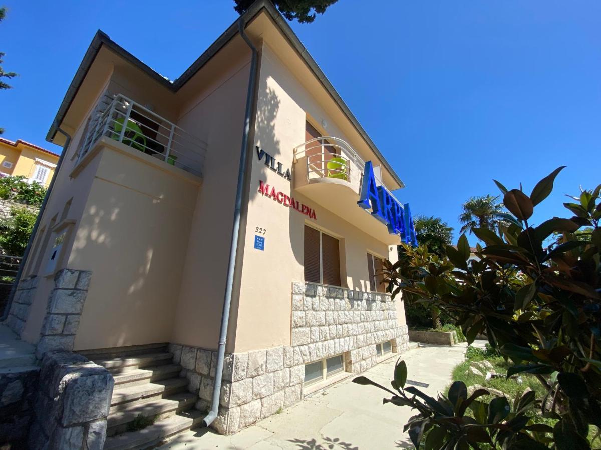 Villas Arbia - Magdalena By The Beach Banjol ภายนอก รูปภาพ